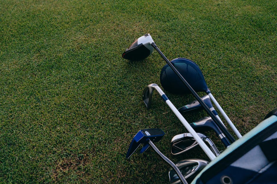 How to Clean Golf Clubs Without a Bucket: Quick DIY Options