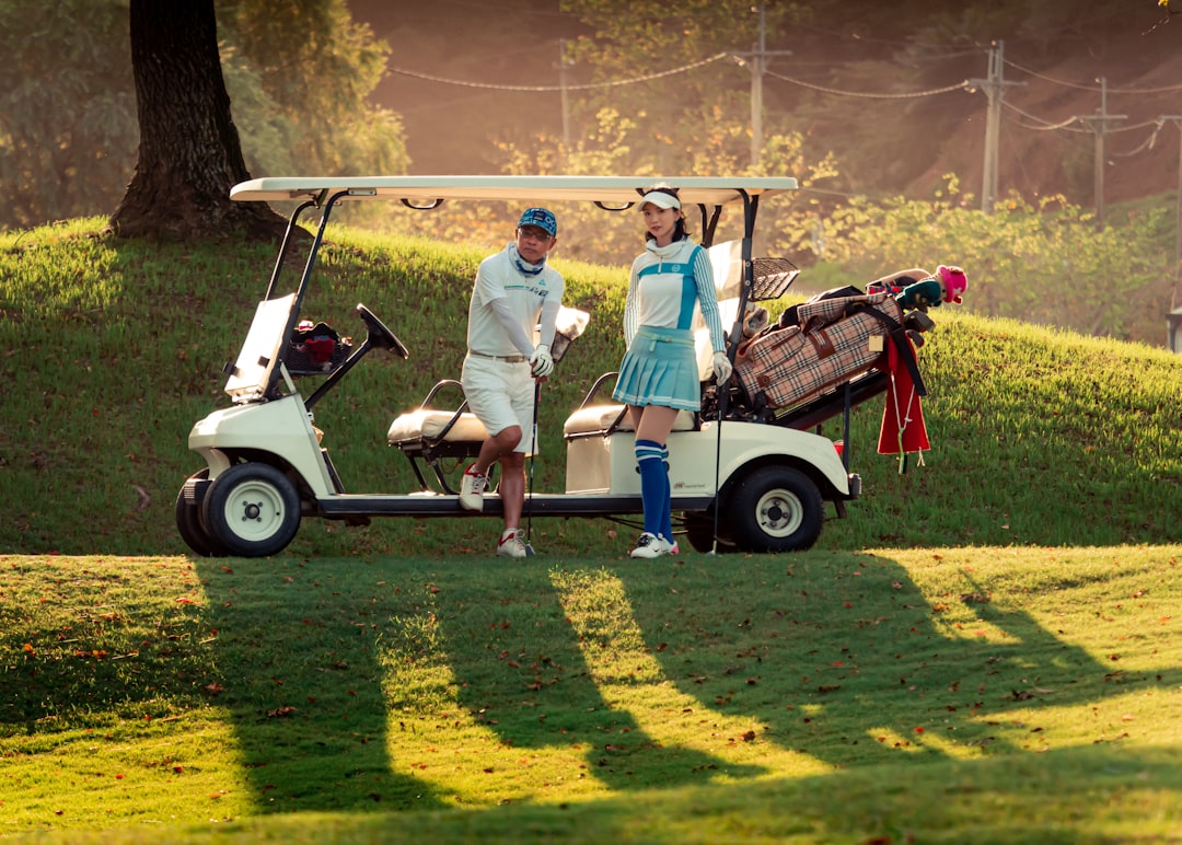 Best Golf Towels for 2026: Cart, Walking, Minimalist